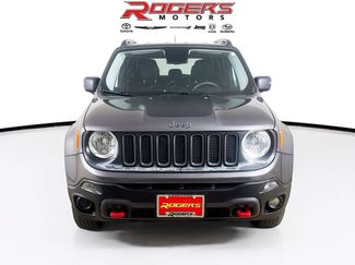 Used 2017 Jeep Renegade Trailhawk w/ Premium Trailhawk Package AWD/4WD video 2