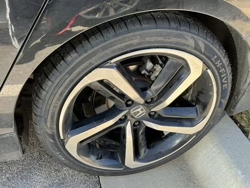 Used 2022 Honda Accord Sport image 16