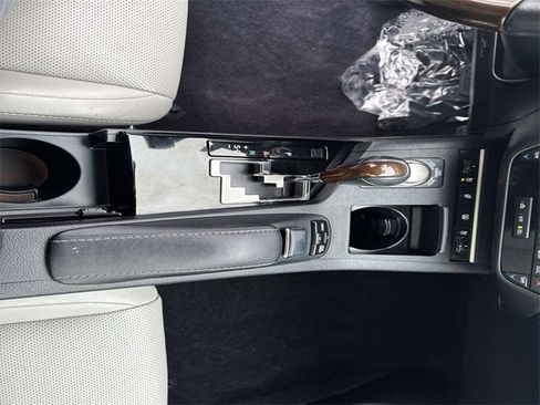 Used 2014 Lexus ES 350 image 25