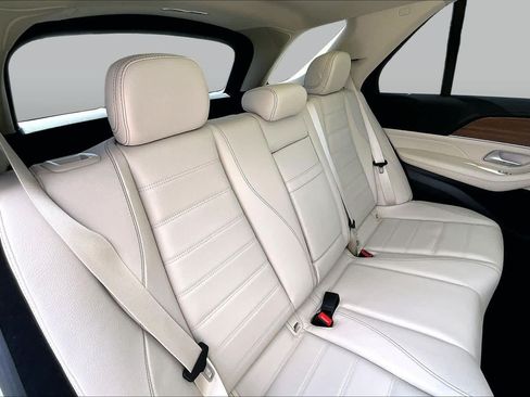 Used 2025 Mercedes-Benz GLE 450e 4MATIC image 20