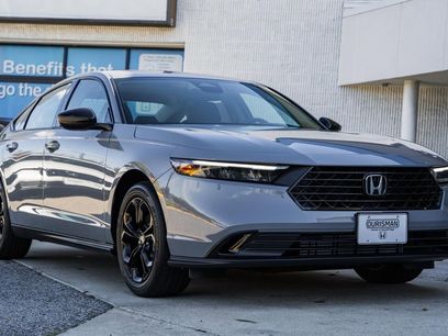 New 2025 Honda Accord SE