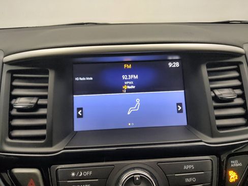 Used 2020 Nissan Pathfinder SV AWD/4WD image 25