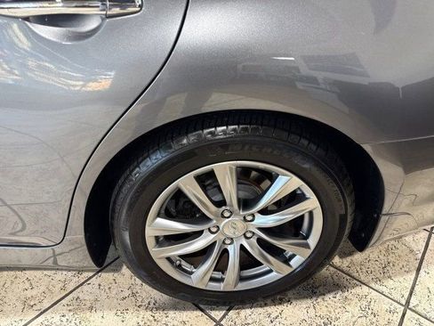 Used 2016 INFINITI Q70 Hybrid w/ Deluxe Touring Package image 24