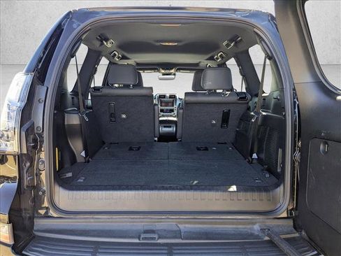 Used 2021 Lexus GX 460 Premium image 6