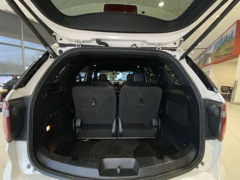 Used 2016 Ford Explorer Sport w/ Equipment Group 401A image 27