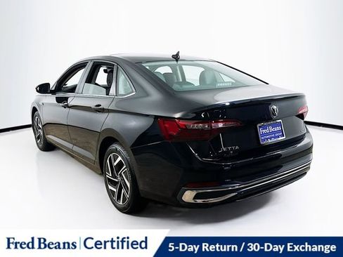 Used 2023 Volkswagen Jetta SEL image 7