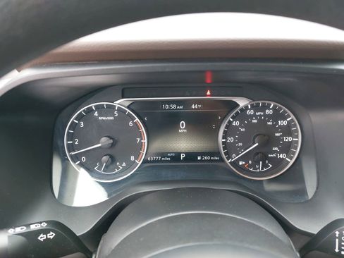 Used 2023 Nissan Rogue S image 19