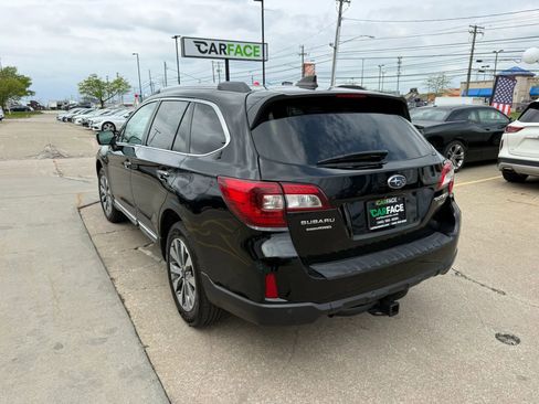 Used 2017 Subaru Outback 3.6R Touring image 9
