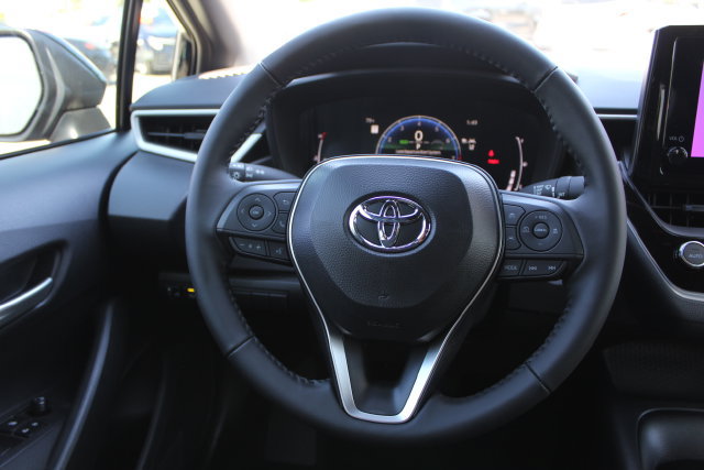 Certified 2026 Toyota Corolla SE FWD image 38