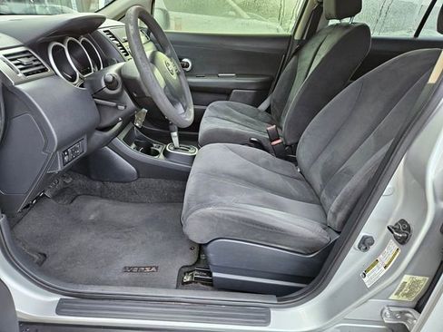 Used 2009 Nissan Versa 1.8 S w/ PWR Pkg image 11