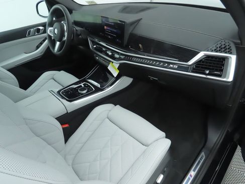 Used 2026 BMW X5 sDrive40i w/ M Sport Package image 20