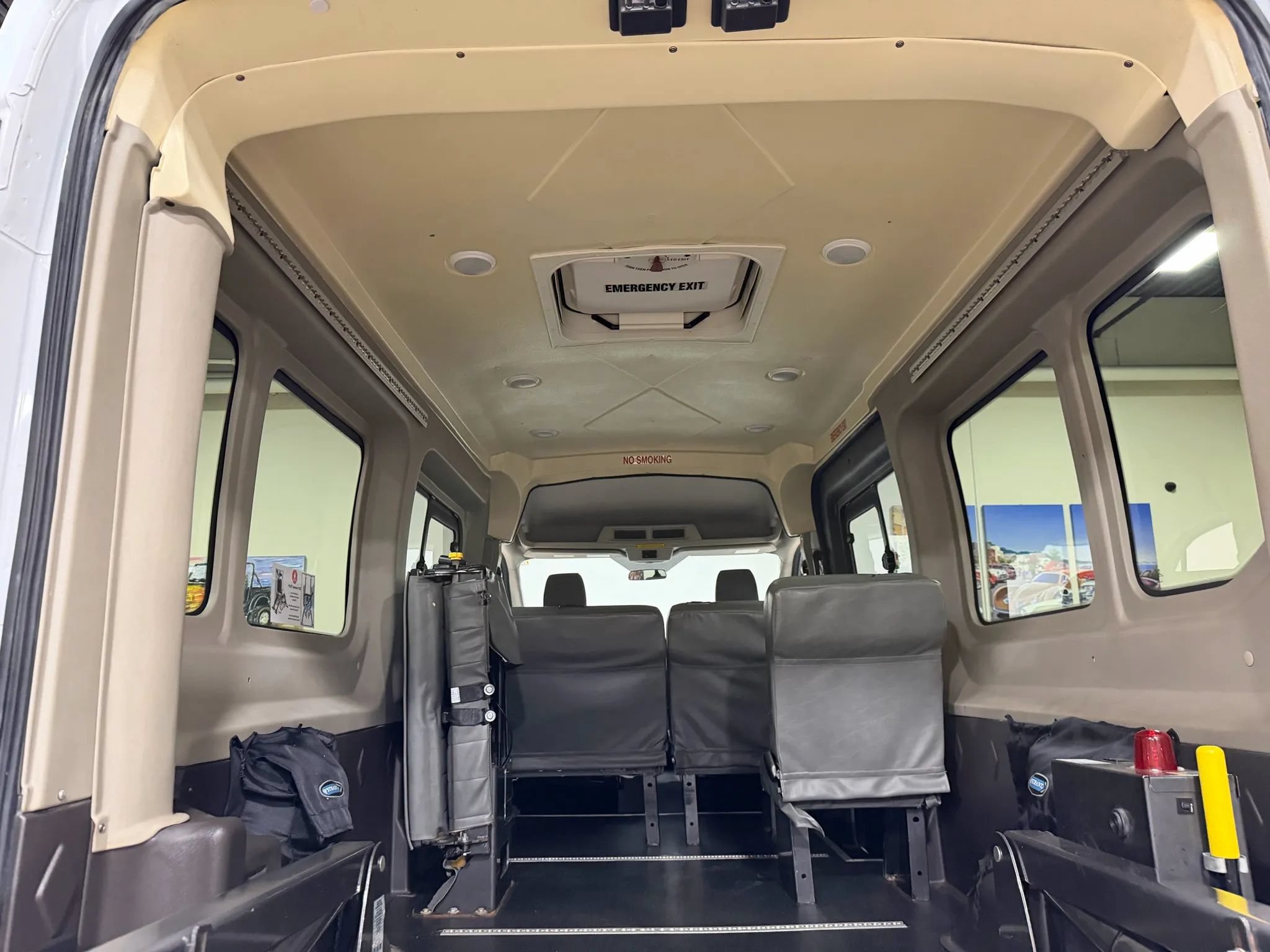 Used 2015 Ford Transit 250 148 Medium Roof RWD image 45