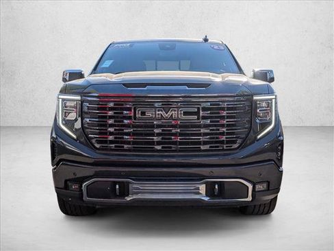Used 2023 GMC Sierra 1500 Denali Ultimate AWD/4WD image 2
