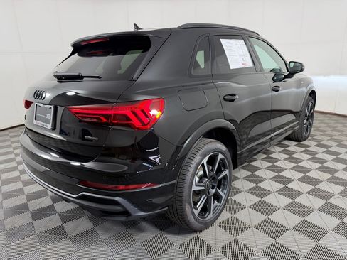 Certified 2025 Audi Q3 2.0T Premium Plus w/ Premium Plus Package AWD/4WD image 9