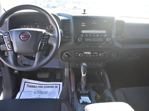 Used 2024 Nissan Frontier PRO-4X w/ Pro Convenience Package image 18