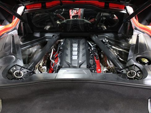 Used 2022 Chevrolet Corvette Stingray Preferred Cpe w/ Z51 Performance Package RWD image 36