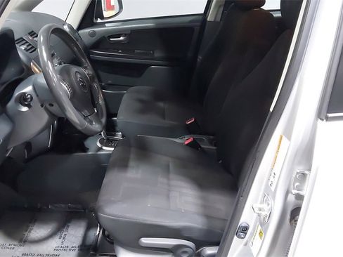 Used 2011 Suzuki SX4 AWD Hatchback image 20