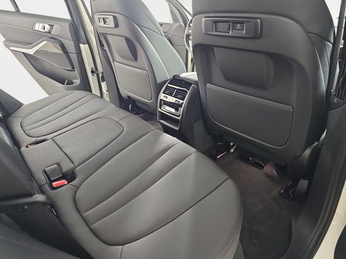 Used 2021 BMW X5 xDrive40i w/ Convenience Package AWD/4WD image 12