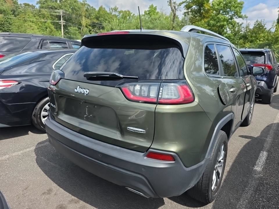 Used 2021 Jeep Cherokee Latitude Lux w/ Mopar Interior Package AWD/4WD image 4