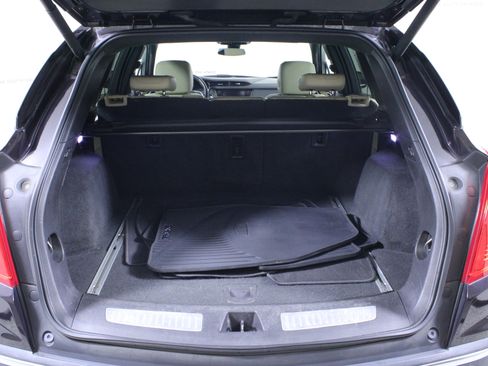 Used 2018 Cadillac XT5 Luxury w/ Driver Awareness Package image 11