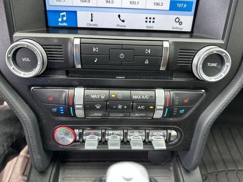 Used 2018 Ford Mustang GT Premium RWD image 20