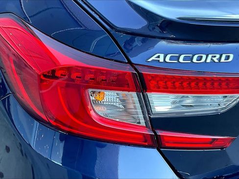 Used 2020 Honda Accord Touring image 27