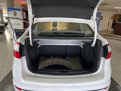 Used 2018 Ford Fiesta SE image 31