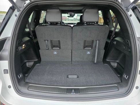 New 2025 Jeep Grand Cherokee L Limited w/ Trailer Tow Package image 22