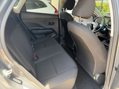 Used 2024 Hyundai Kona SEL FWD image 12