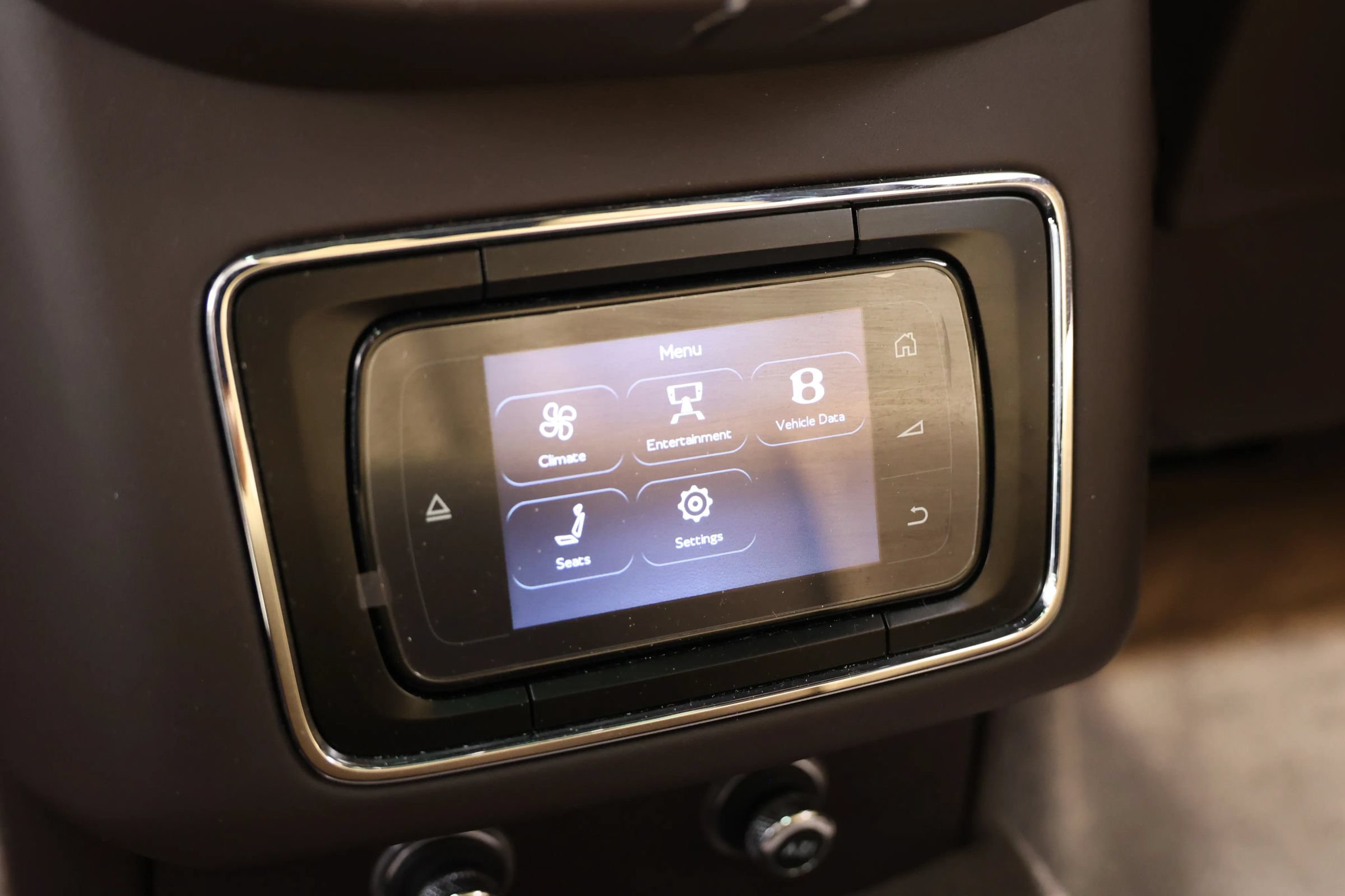 Used 2018 Bentley Bentayga AWD/4WD image 64