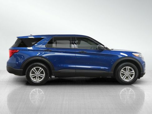 Used 2023 Ford Explorer 4WD w/ Class IV Trailer Tow Package image 7