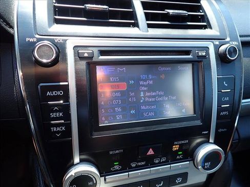 Used 2012 Toyota Camry SE FWD image 21