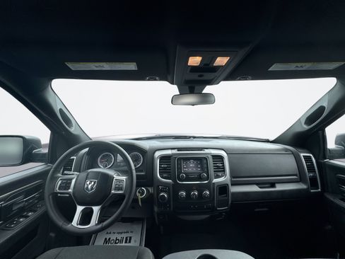 Used 2024 RAM 1500 Warlock AWD/4WD image 15