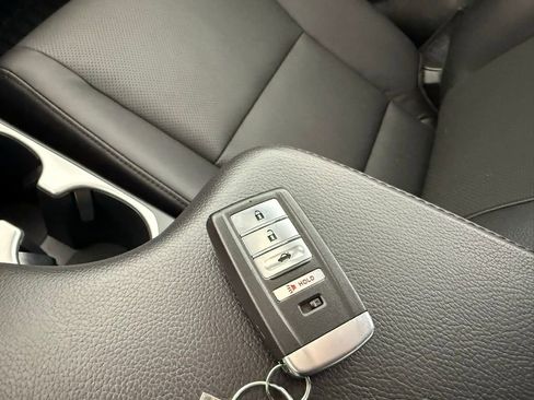 Used 2017 Acura ILX Premium Package image 30