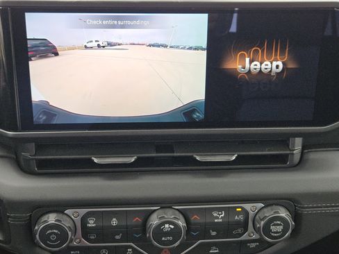 New 2026 Jeep Gladiator Sport image 15