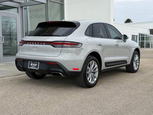 Used 2025 Porsche Macan AWD/4WD image 5