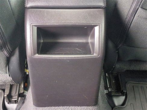 Used 2017 Subaru Outback 2.5i Premium image 21