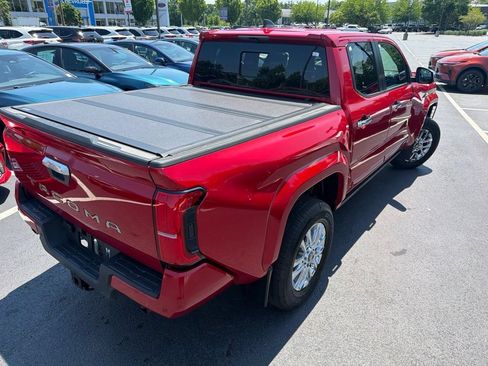 Certified 2025 Toyota Tacoma Limited AWD/4WD image 5