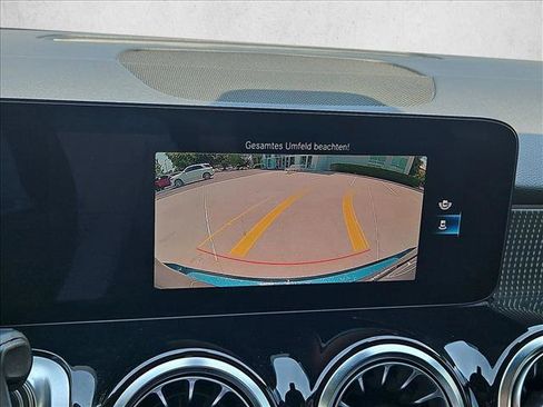 Certified 2023 Mercedes-Benz GLB 250 image 13