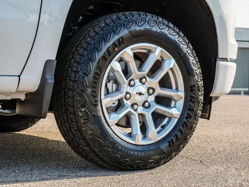 New 2026 Chevrolet Silverado 1500 RST w/ Safety Package AWD/4WD image 9