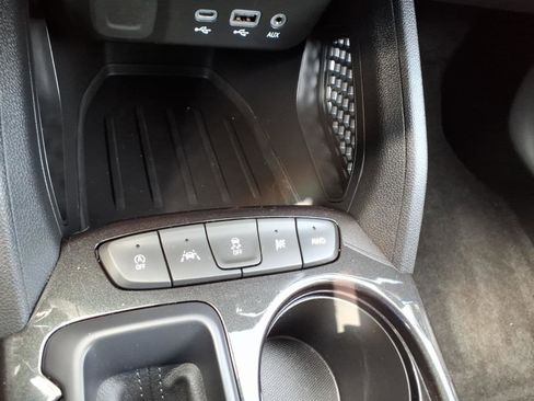 Used 2023 Chevrolet TrailBlazer LT image 18