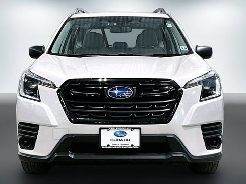 Used 2023 Subaru Forester AWD/4WD image 2