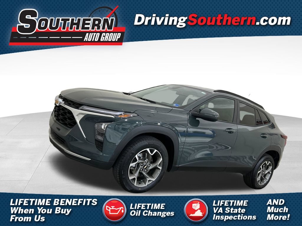 Used 2025 Chevrolet Trax LT FWD 360° Tour