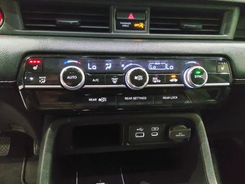 Used 2023 Honda Pilot EX-L image 29