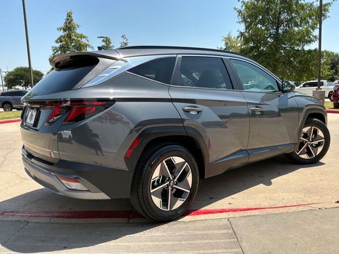 Used 2026 Hyundai Tucson SEL FWD image 6