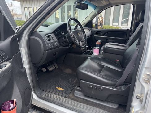 Used 2014 Chevrolet Silverado 3500 LTZ w/ LTZ Plus Package image 4