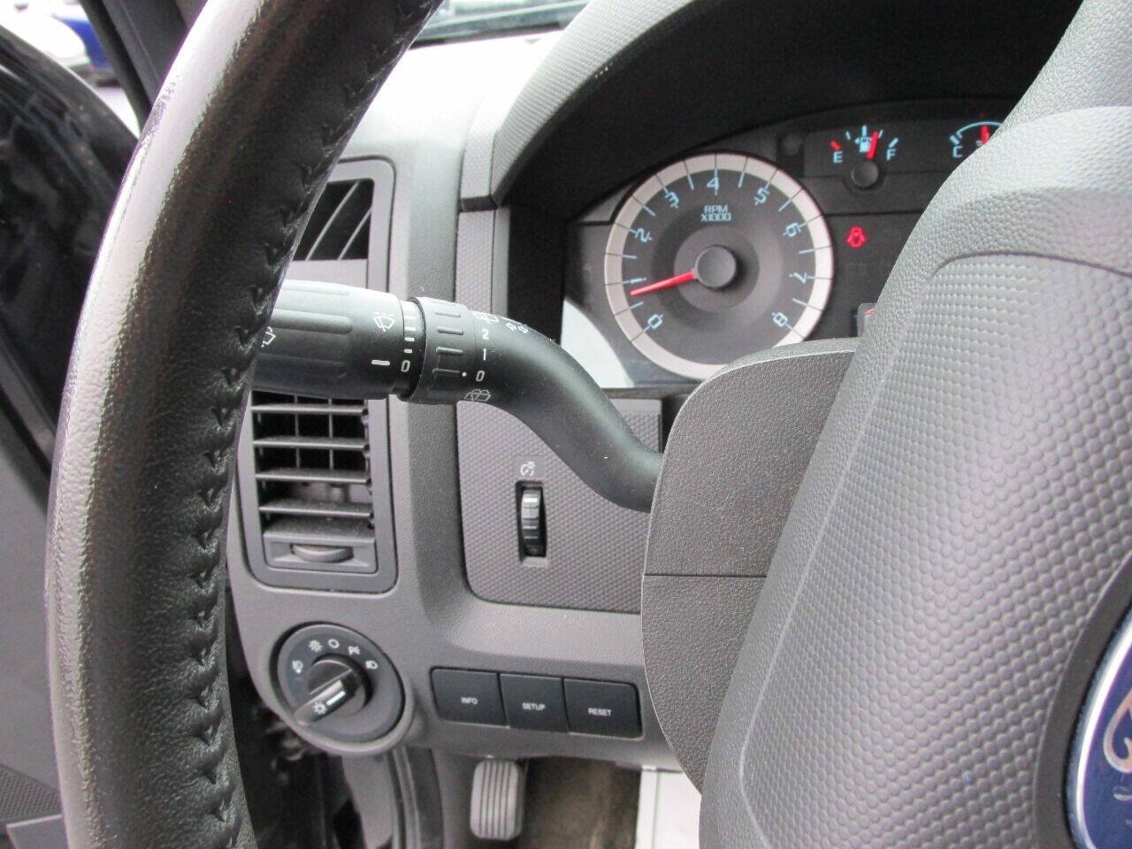 Used 2012 Ford Escape XLT FWD image 40