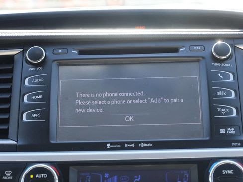 Used 2016 Toyota Highlander XLE image 20