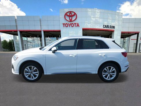 Used 2025 Audi Q3 2.0T Premium image 7