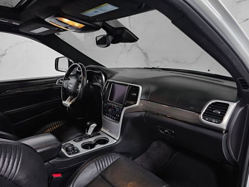 Used 2018 Jeep Grand Cherokee Trackhawk AWD/4WD image 17